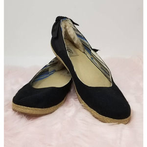 UGG Black Fabric Flats w/ Bow  9.5